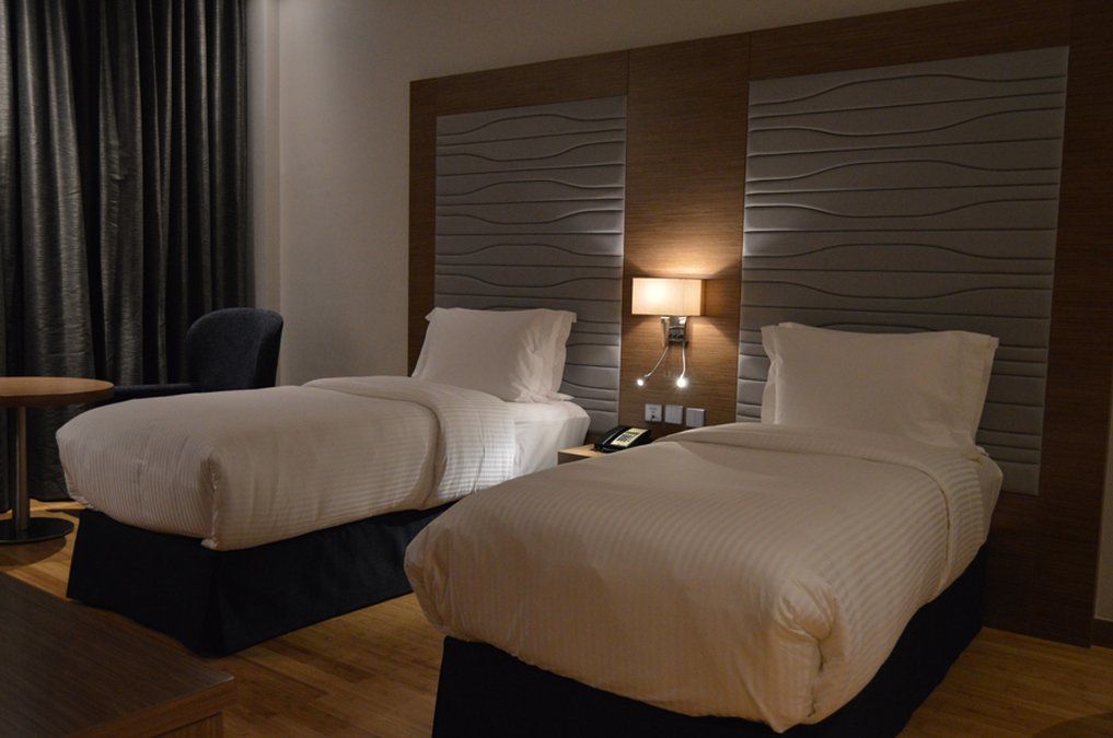 Ramada By Wyndham Manama City Centre Kültér fotó